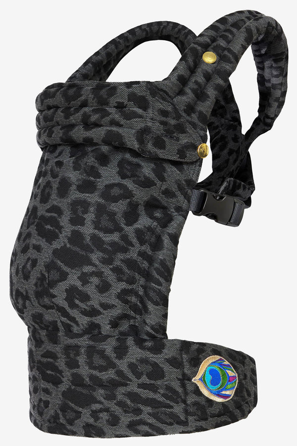 Artipoppe’s Zeitgeist Baby Carrier