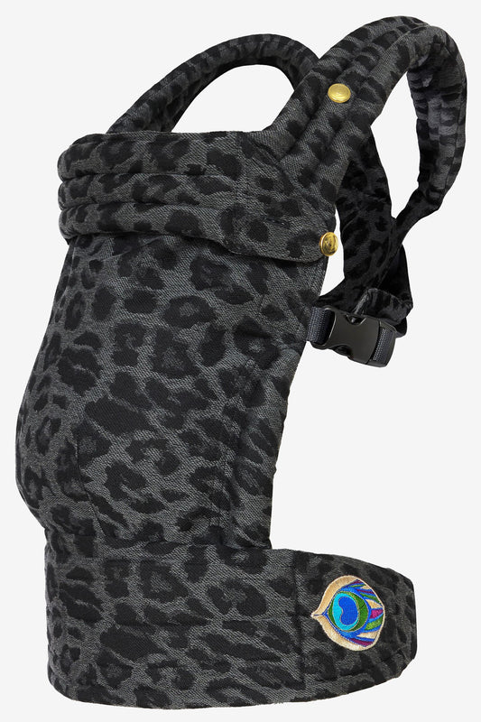 Artipoppe’s Zeitgeist Baby Carrier